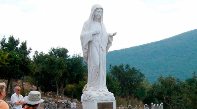 Un obispo local se pronuncia sobre la autenticidad de las apariciones de la Virgen en Medjugorje