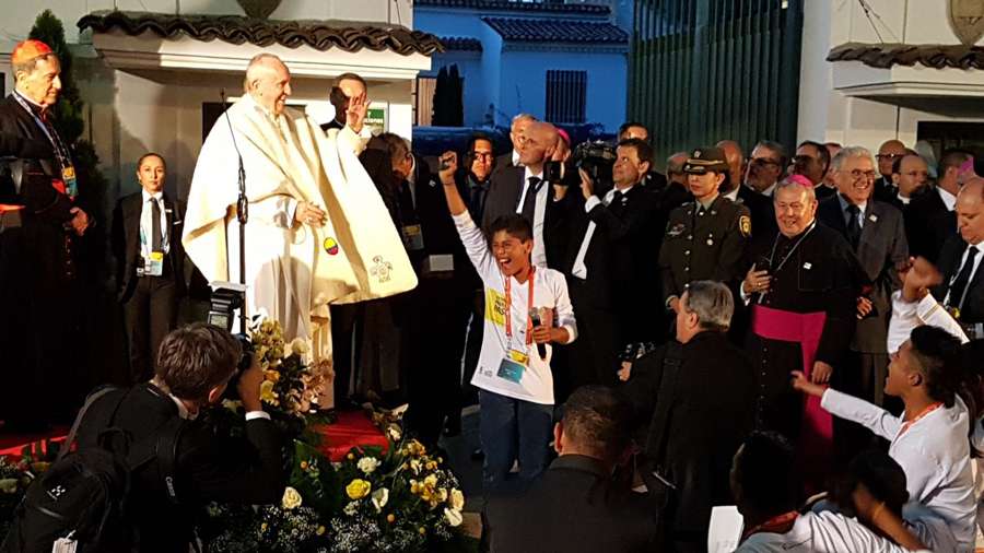 Papa Francisco a jóvenes en Colombia: No se dejen robar la alegría y la esperanza