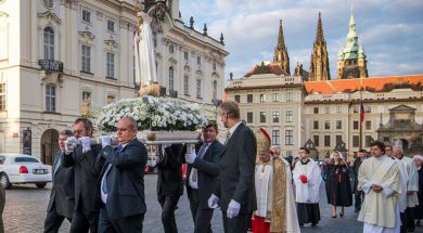 VirgendeFatimaenPraga_ACN_JakubSerych_13112017