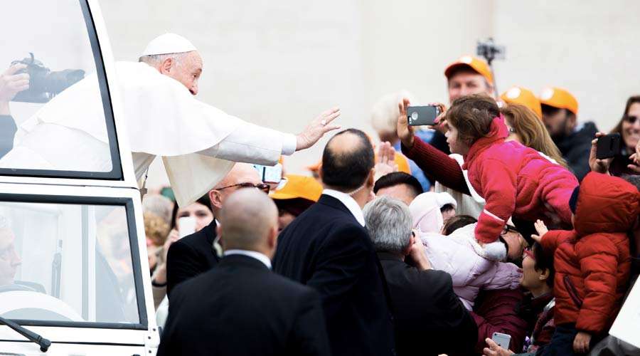 Catequesis del Papa Francisco sobre la Eucaristía como encuentro con Dios