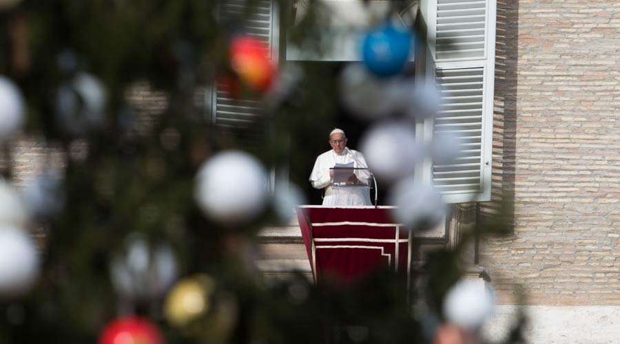 Adviento es el tiempo de reconocer los vacíos que tenemos en nuestra vida, dice el Papa