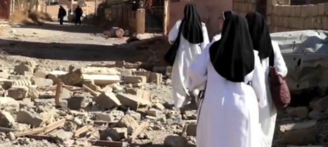 Las Dominicas de Teleskuf reconstruyen su convento, destruido por Daesh, para acoger a niños desplazados