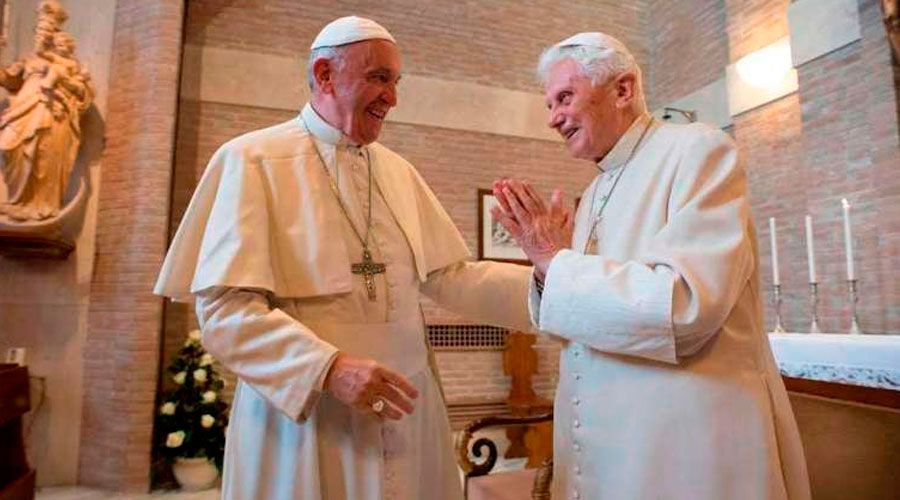 Benedicto XVI: Existe continuidad entre mi pontificado y el del Papa Francisco