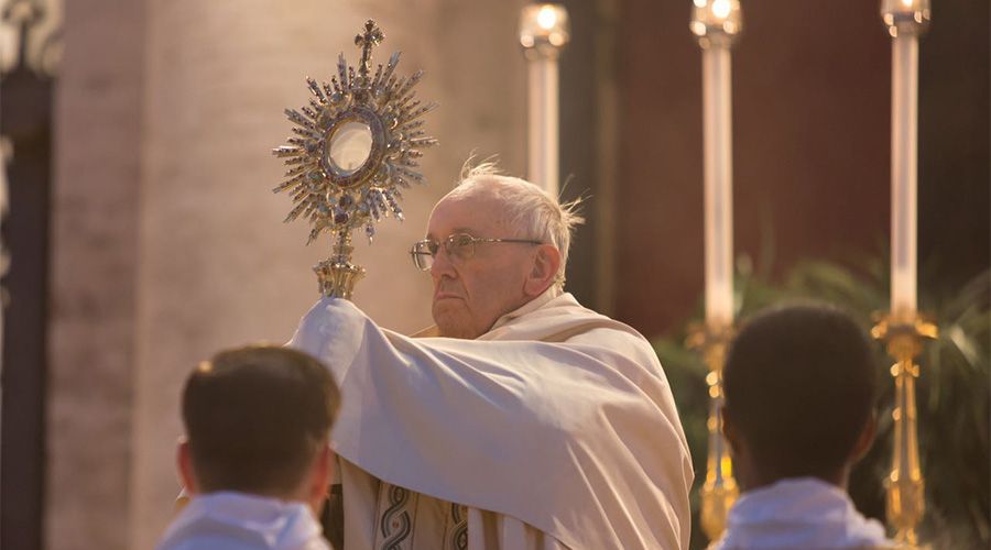 Papa Francisco celebrará Corpus Christi fuera de Roma