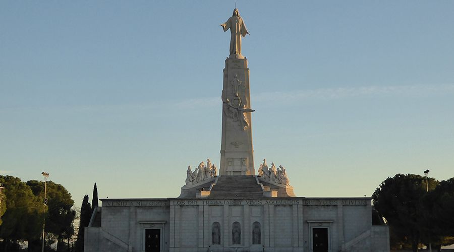 España recordará centenario de consagración al Sagrado Corazón de Jesús