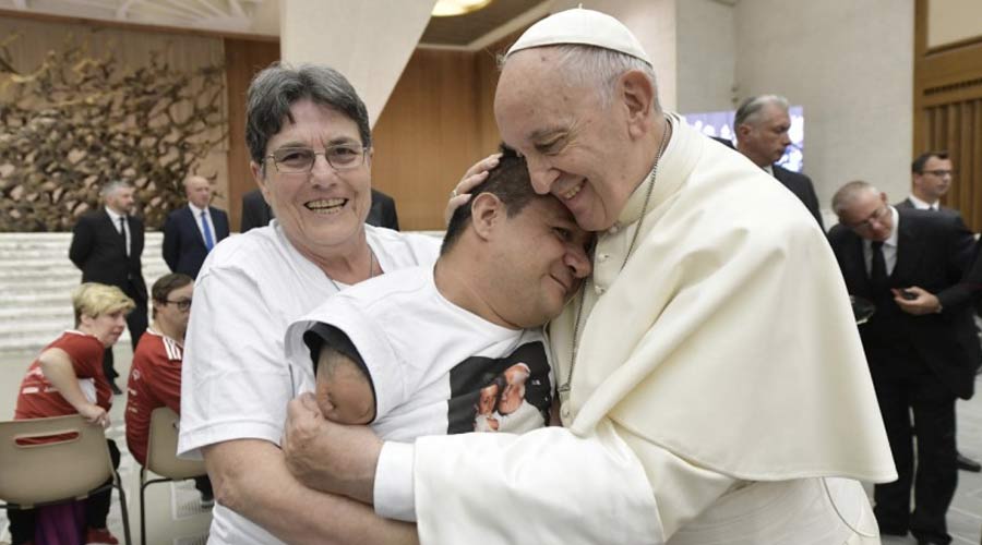 Catequesis completa del Papa Francisco sobre al agradecimiento