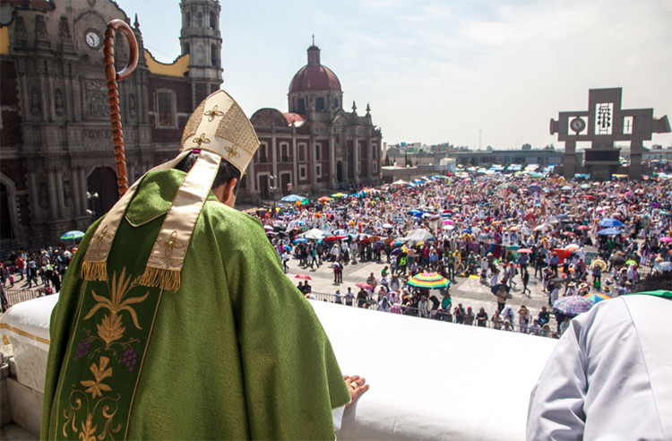 Más de 60 mil peregrinan a pie y en bicicleta para ver a la Virgen de Guadalupe