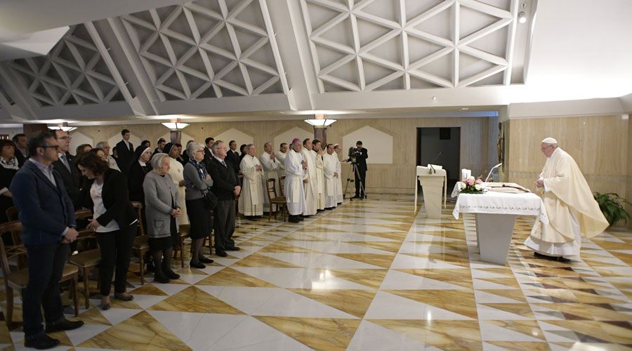 Este es el compañero que, según el Papa, te ayudará a avanzar en el camino de la salvación