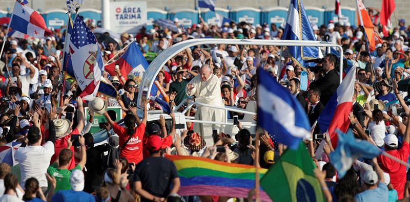 Como María digan “sí” y enamórense de su misión, alienta el Papa en Misa final de JMJ 2019