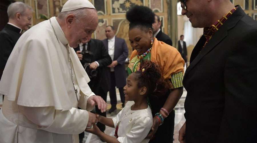 El Papa propone a los profesionales del estilismo el ejemplo de San Martín de Porres