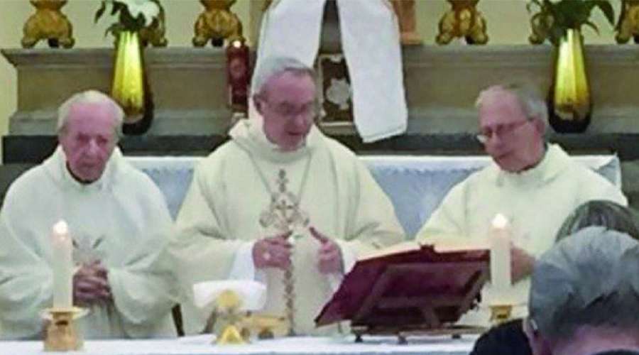 Quedó viudo, se entregó como sacerdote y hoy cumple 100 años