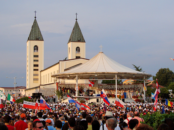 Cardenales y obispos, entre ellos el vicario del Papa, asistirán al Festival Internacional de la Juventud en Medjugorje