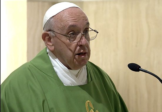 El Papa Francisco a sacerdotes: Su misión principal es proclamar el Evangelio