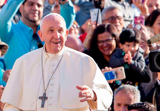 Papa Francisco: Las iglesias deben tener siempre las puertas abiertas, también a paganos