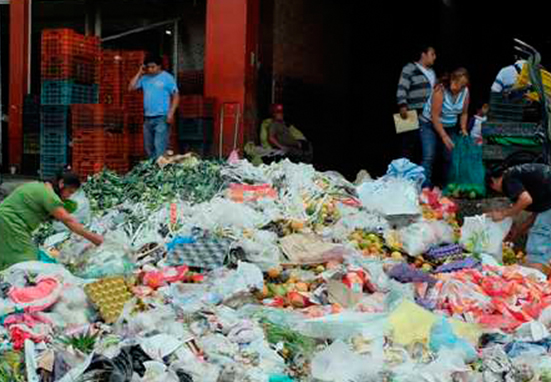 El Papa reclama un mayor compromiso para dejar de derrochar alimentos