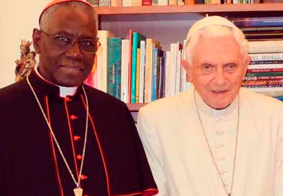 Benedicto XVI y Cardenal Sarah publican libro sobre el celibato sacerdotal