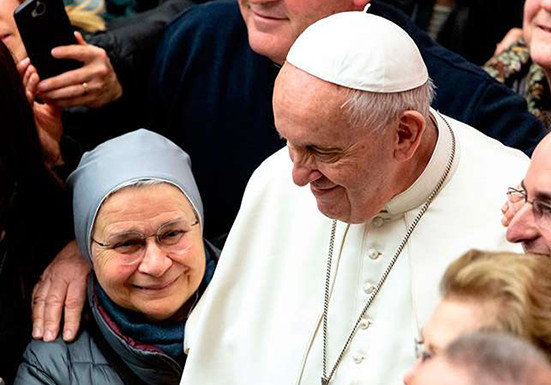 Papa Francisco invita a imitar al buen samaritano y cuidar la vida en todos los casos