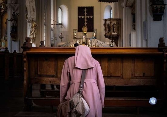 La India premia a una religiosa carmelita por mejorar la educación y la salud