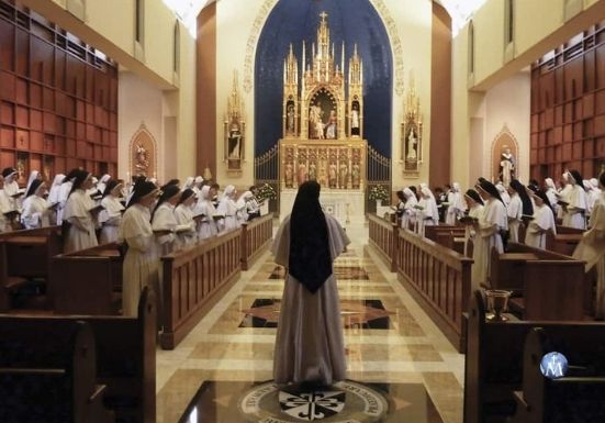 La sed de Eucaristía el tiempos de COVID ha disparado el número de vocaciones en este convento