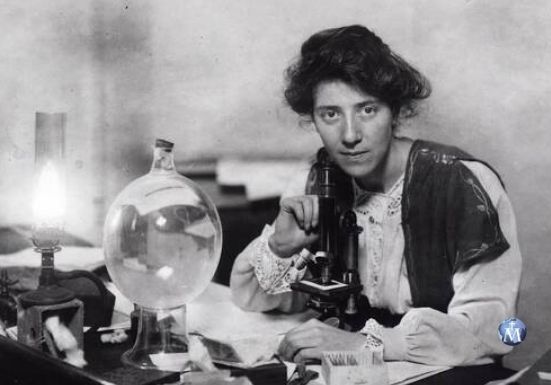 Marie Stopes, el referente abortista que ahora intentan esconder: eugenesia, racismo y una raza pura