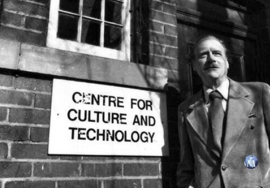 Por qué Marshall McLuhan pensaba que la cultura oral favorecía la fe más que la cultura escrita