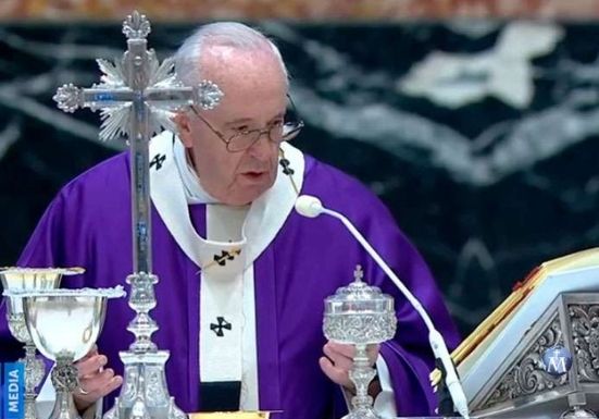 Esta es la oración que el Papa Francisco propone para rezar cada día en Adviento