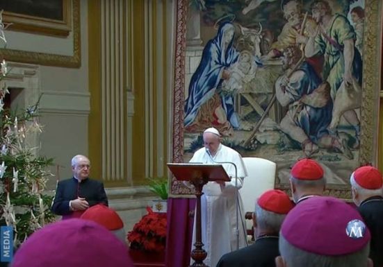 Discurso del Papa Francisco a la Curia Romana para las felicitaciones navideñas