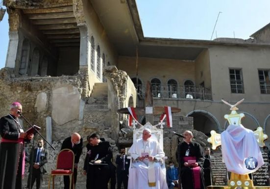 Oración del Papa Francisco en Mosul por las víctimas de la guerra en Irak