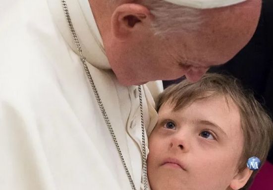 Papa Francisco en el Día del Síndrome de Down: Todo niño es un don para la familia