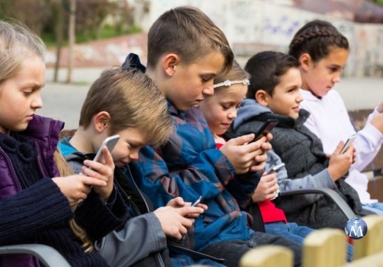 Las pantallas y los resultados escolares, ¿son una ayuda o son perjudiciales para los alumnos?