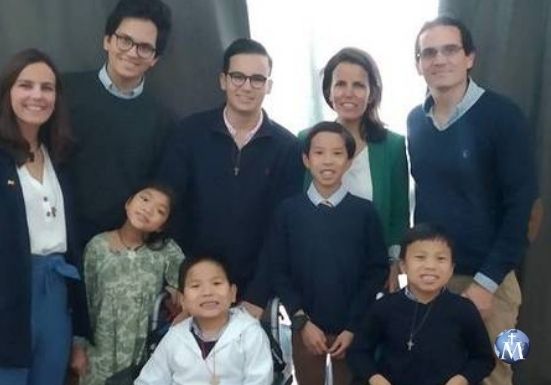 Gómez Samblas, familia muy especial con 8 hijos, 5 adoptados con discapacidad: ¿por qué lo hicieron?