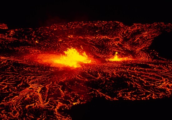 Un volcán y dos párrocos: mensajes de esperanza y fe desde La Palma