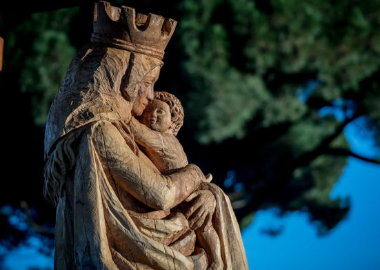 Encuentro en la Virgen del Abrazo para abrazar a personas con mutación genética y enfermedades raras (18 de mayo a las 12 horas)