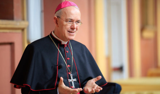 Mons. Schneider: “En nuestro tiempo de gran confusión doctrinal un obispo no puede callarse”