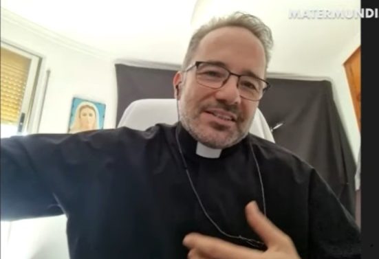 padre Salva Romero testimonio matermundi dana 2024